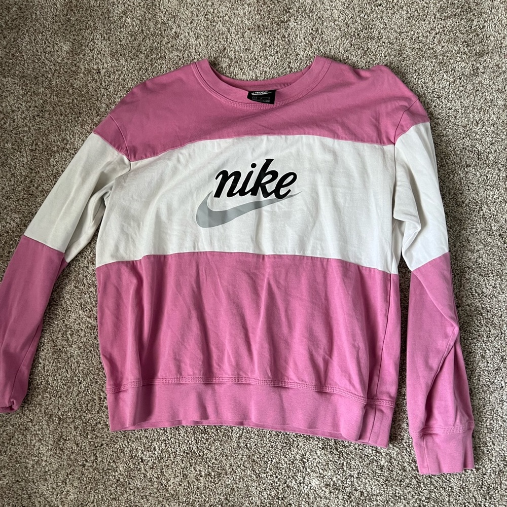 nike long sleeve like sweatshirt